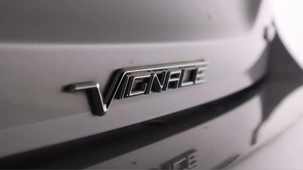 2021-ford-fiesta-10t-vignale-edition-125ps-hybrid-mhev-big-22