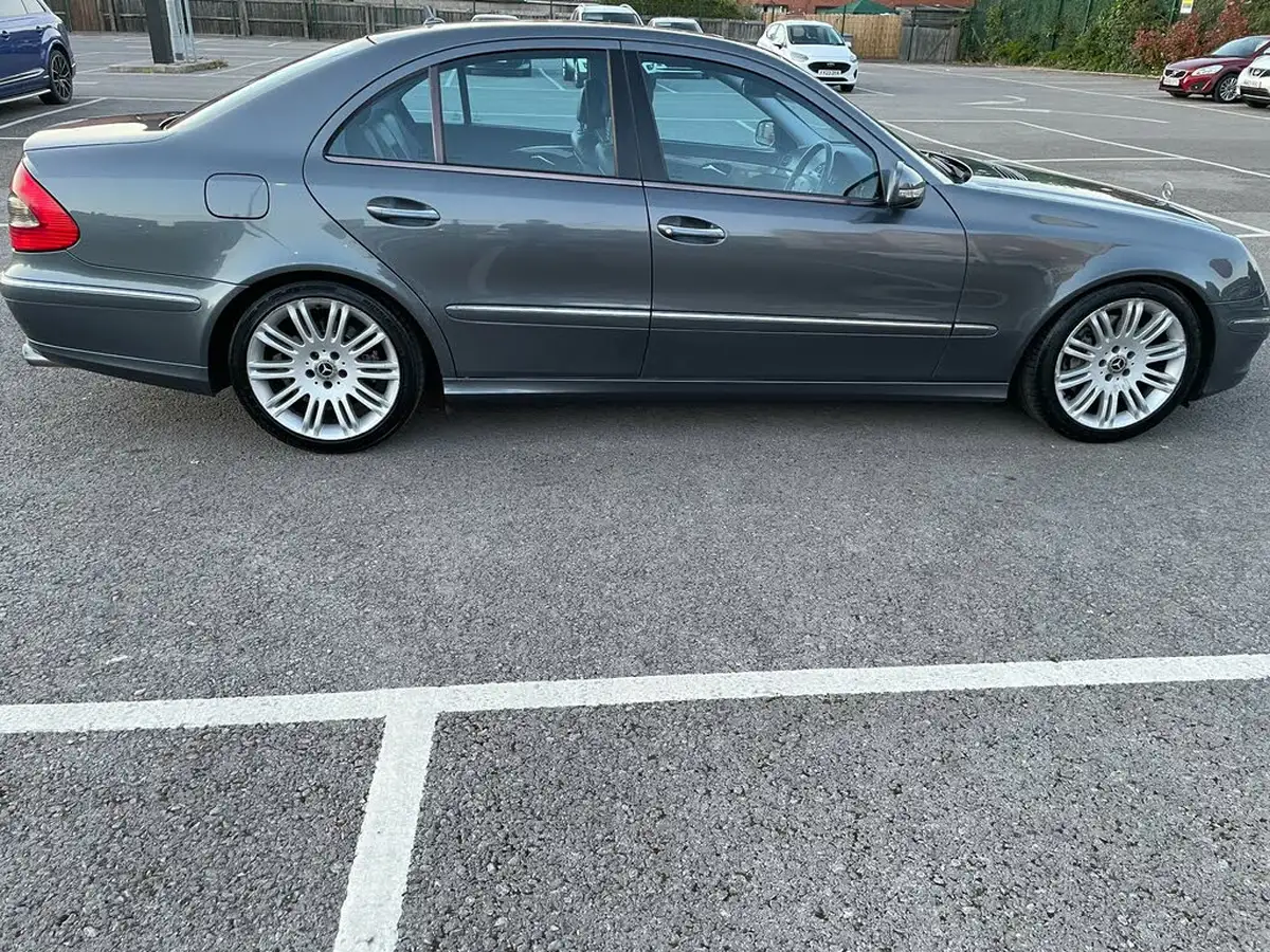 2007-mercedes-benz-e-class-30td-e280-sport-saloon-4d-big-5