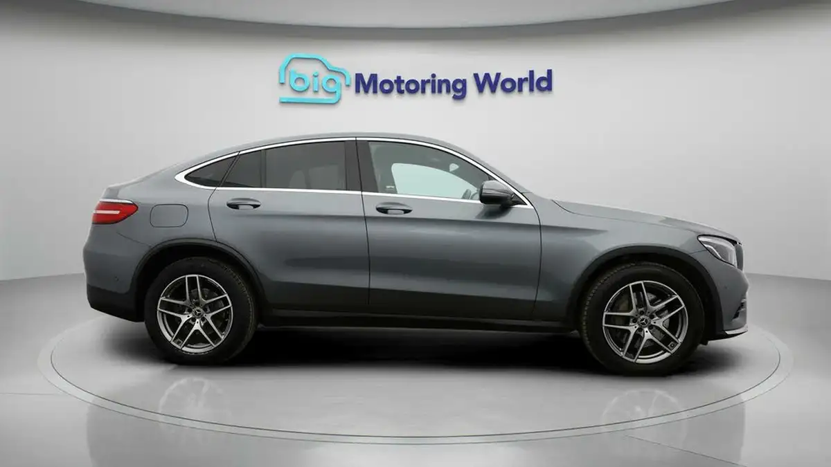 2018-mercedes-benz-glc-class-21d-glc220d-amg-line-ss-coupe-4d-big-7
