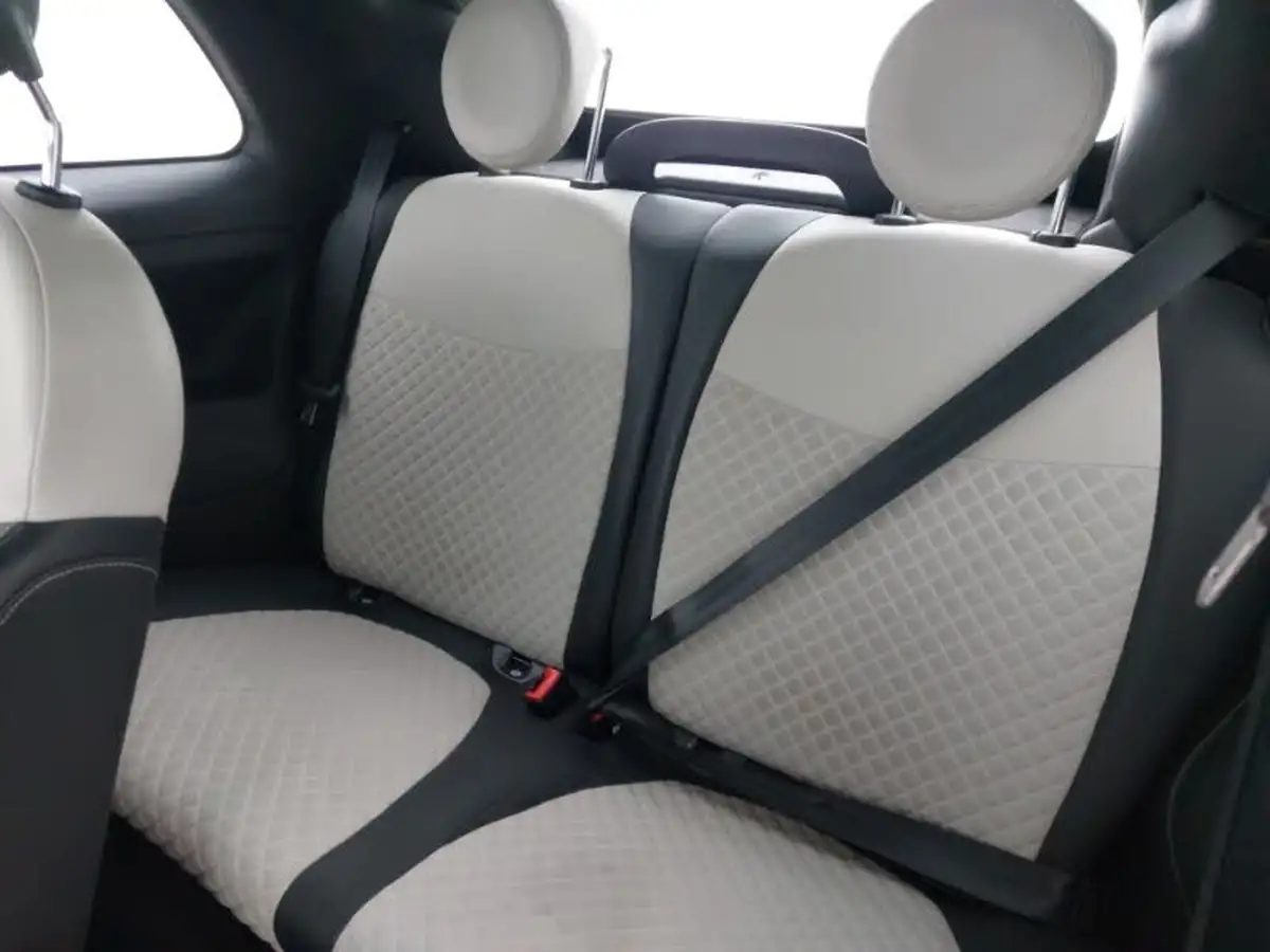 2021-fiat-500c-10-dolcevita-big-5