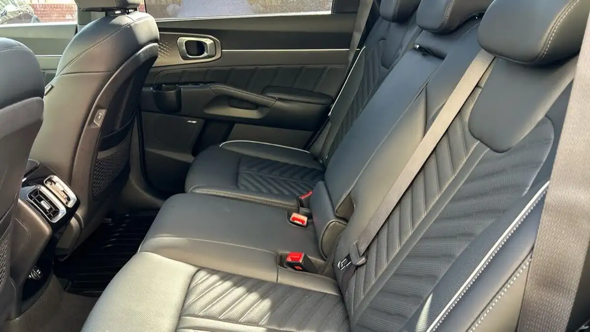 2025-kia-sorento-16-t-gdi-4-212bhp-hev-big-16