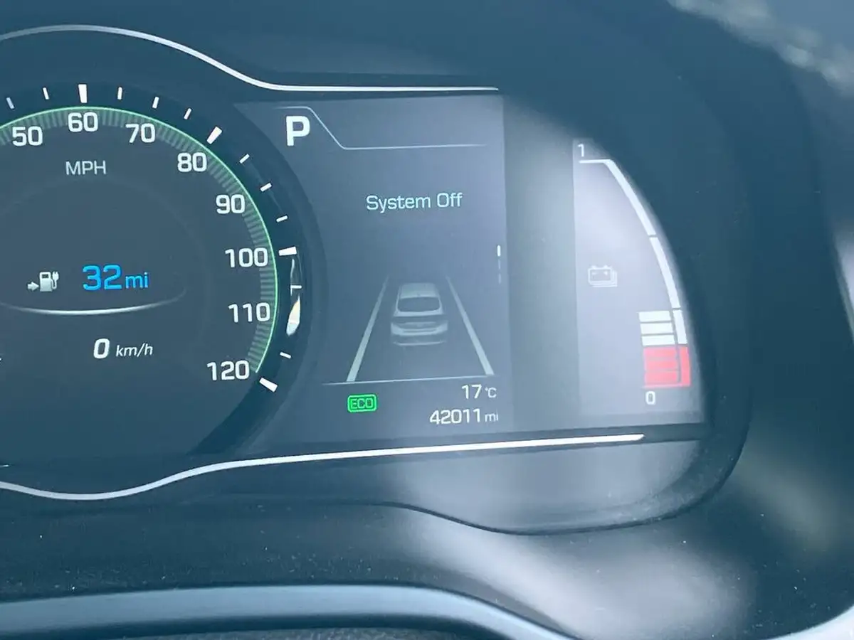 2018-hyundai-ioniq-e-premium-electric-big-48