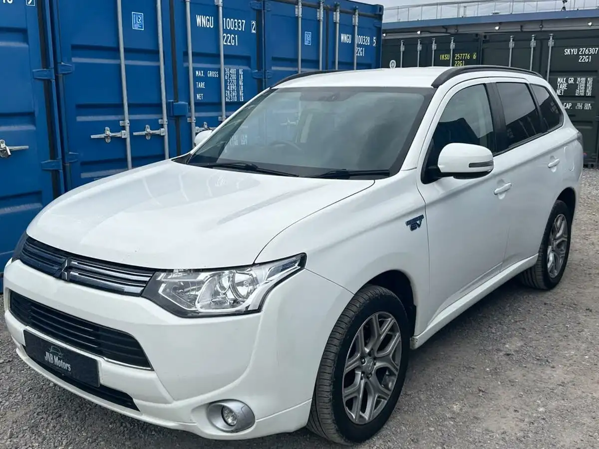 2015-mitsubishi-outlander-20-gx3h-5st-big-11