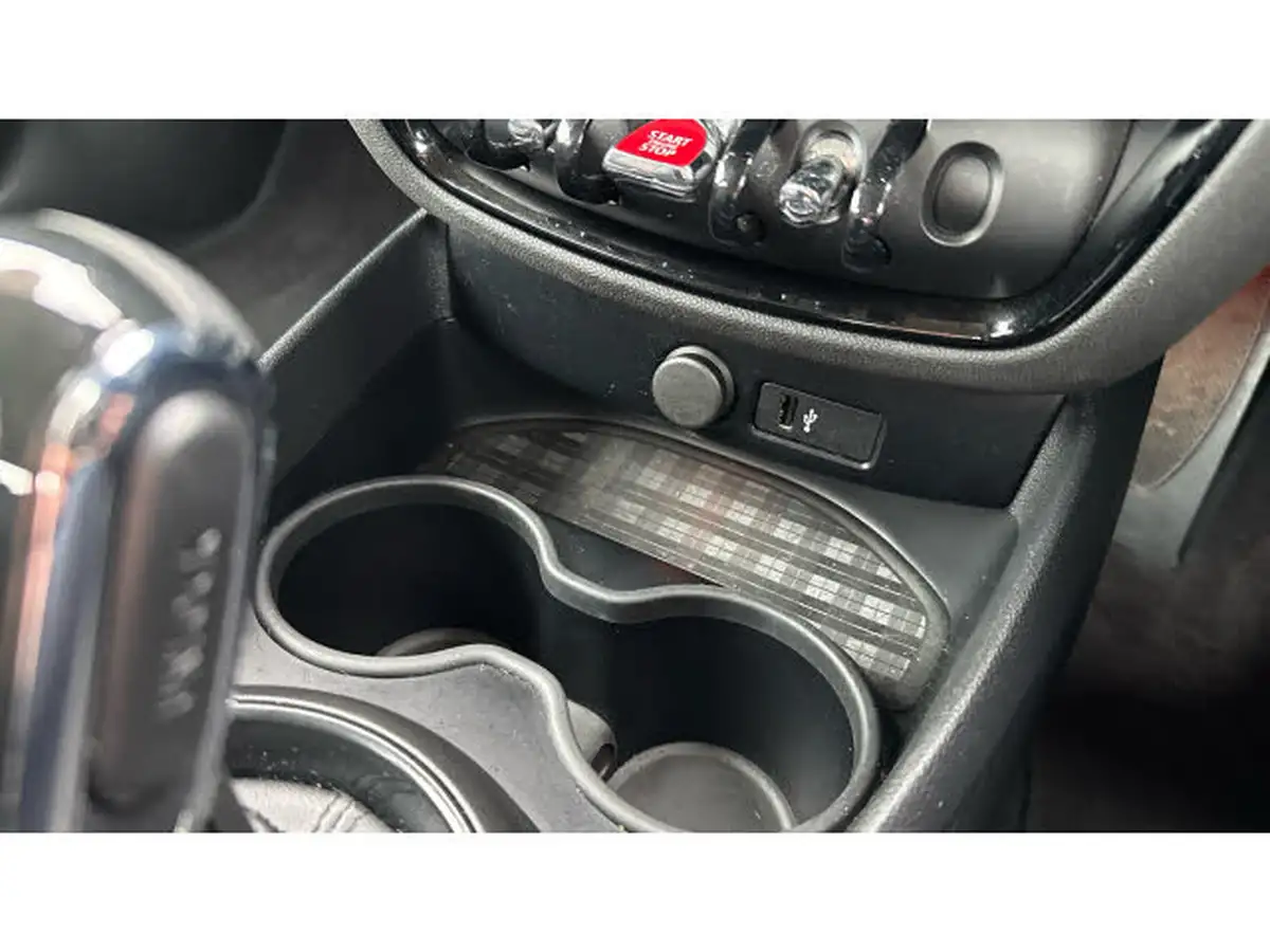 2021-mini-clubman-15-cooper-classic-auto-big-31