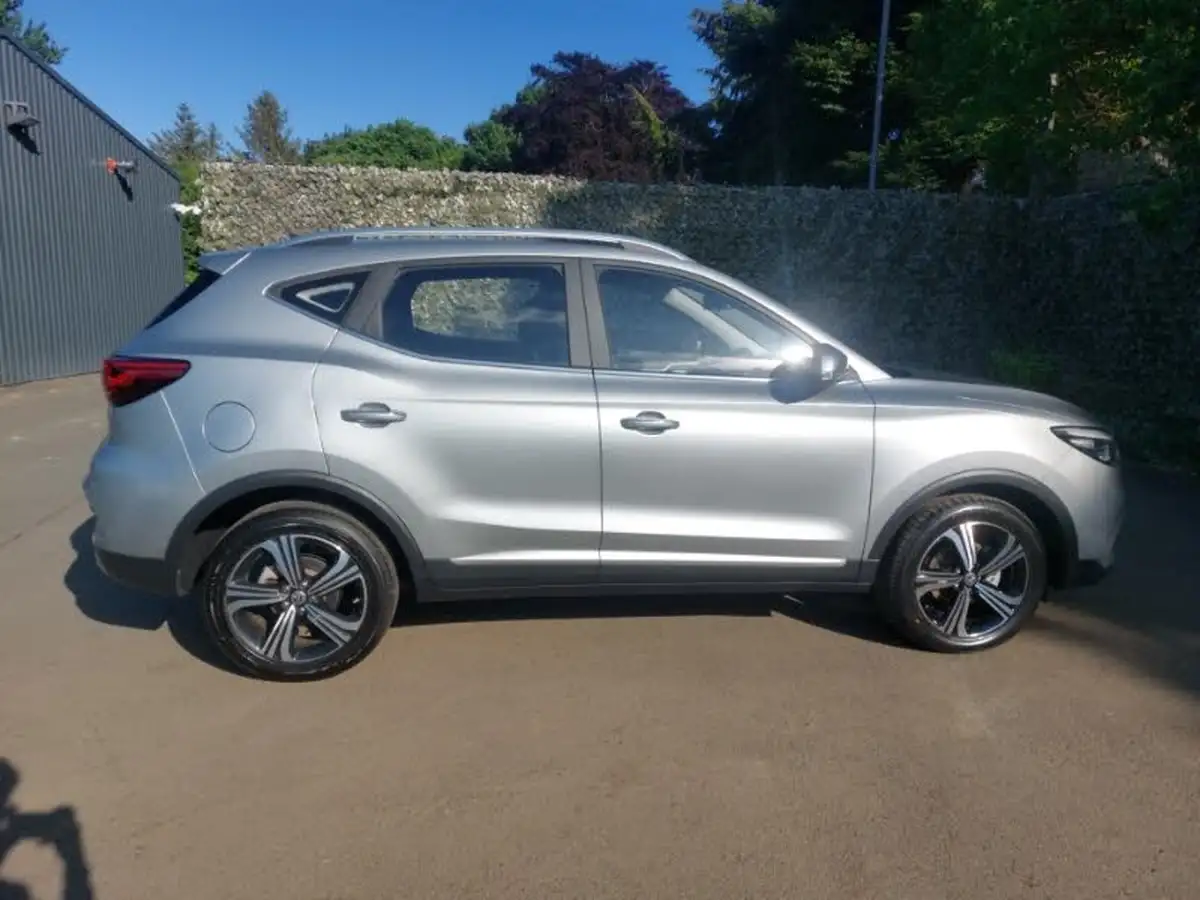 2023-mg-zs-suv-15-vti-tech-excite-big-3