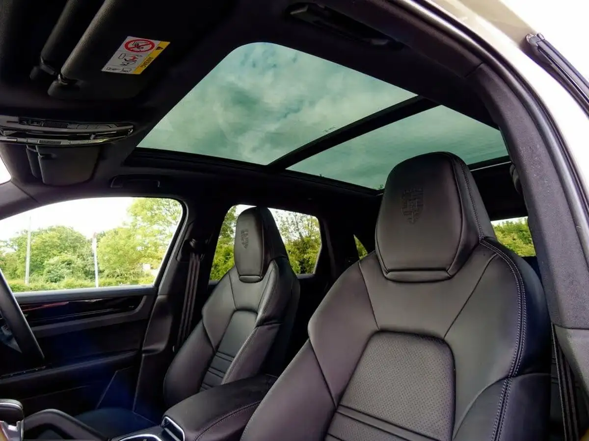 2023-porsche-cayenne-30-v6-e-hybrid-462ps-station-wagon-big-47