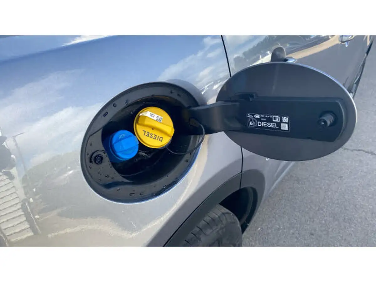 2022-jaguar-e-pace-20-d165-r-dynamic-se-big-25