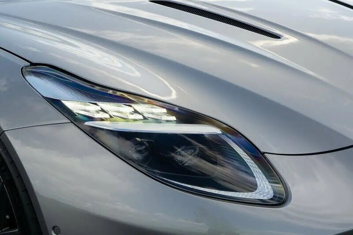 2024-aston-martin-db12-40-v8-auto-euro-6-ss-2dr-big-21