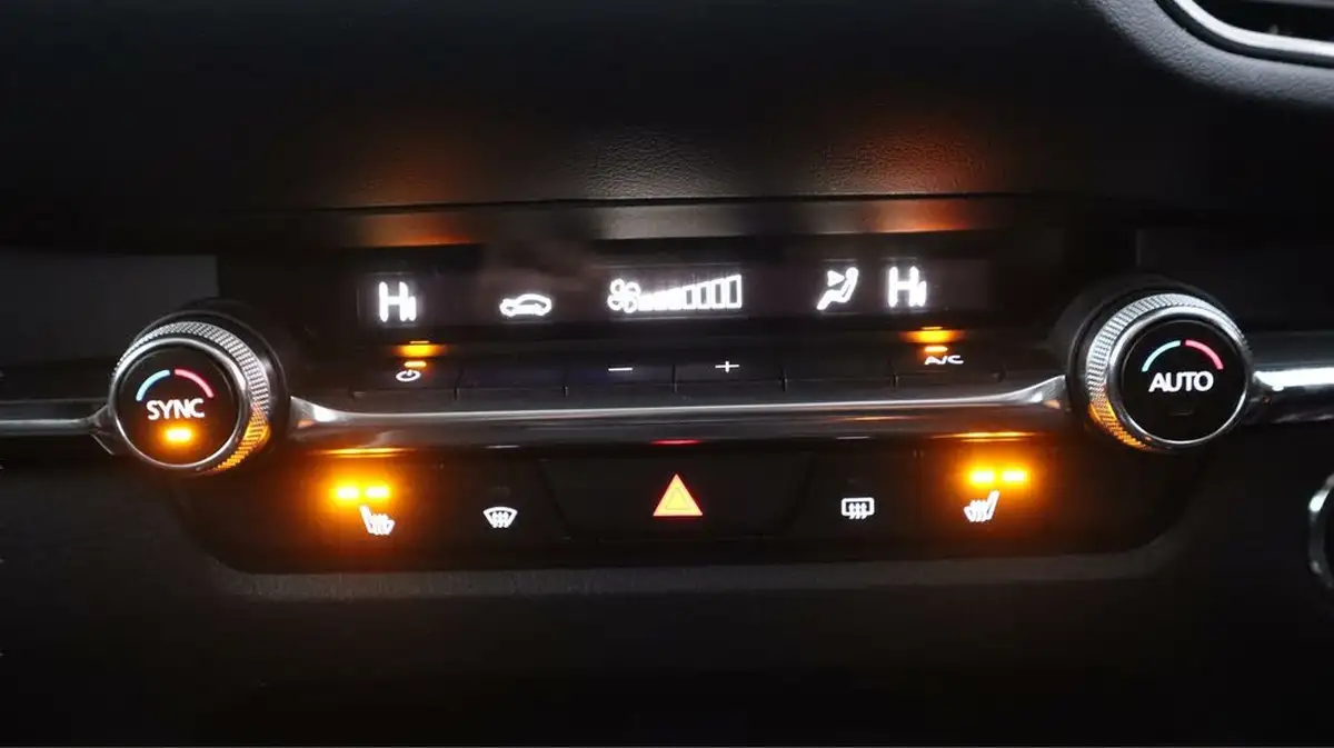 2022-mazda-cx-30-20-e-skyactiv-g-sport-lux-auto-big-11