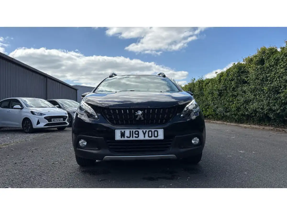 2019-peugeot-2008-suv-12-puretech-gt-line-130bhp-big-21