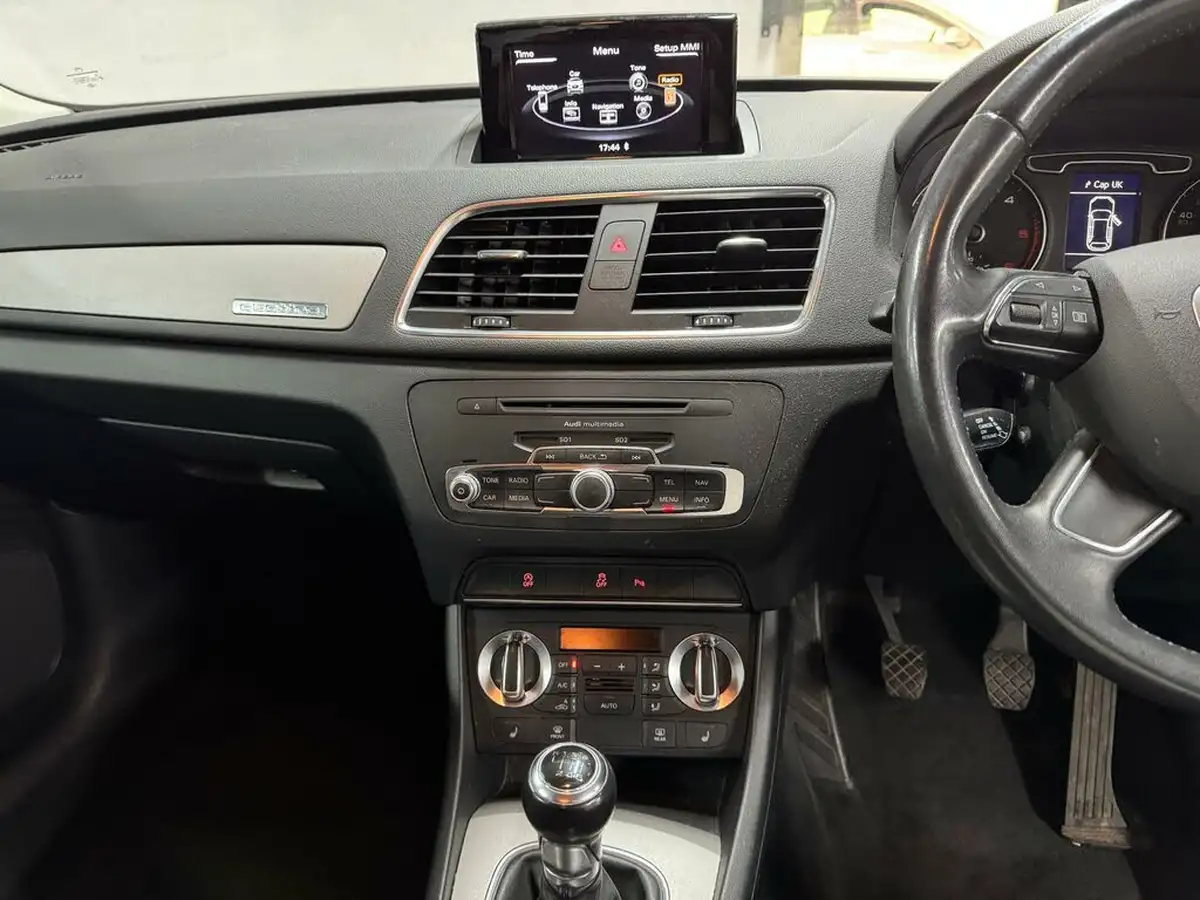 2014-audi-q3-20td-quattro-se-140ps-big-46