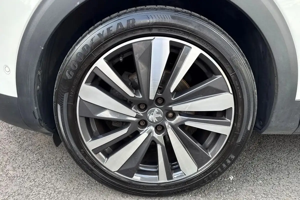 2019-peugeot-3008-suv-12-puretech-gt-line-premium-big-20