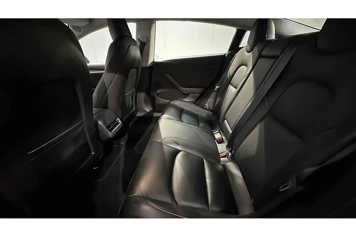 2021-tesla-model-3-e-standard-plus-big-21