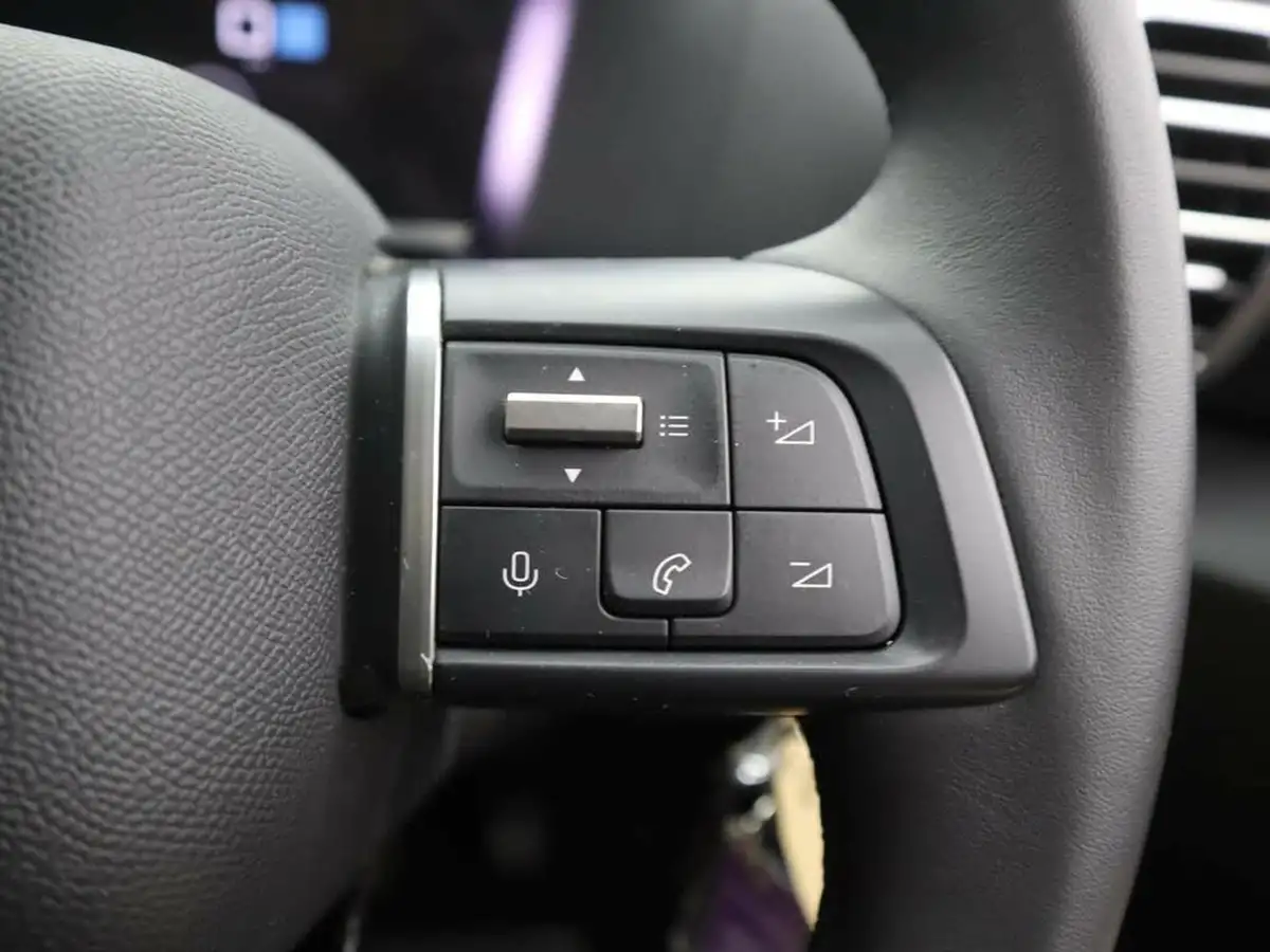 2024-citroen-c4-12-puretech-plus-130ps-ss-big-33