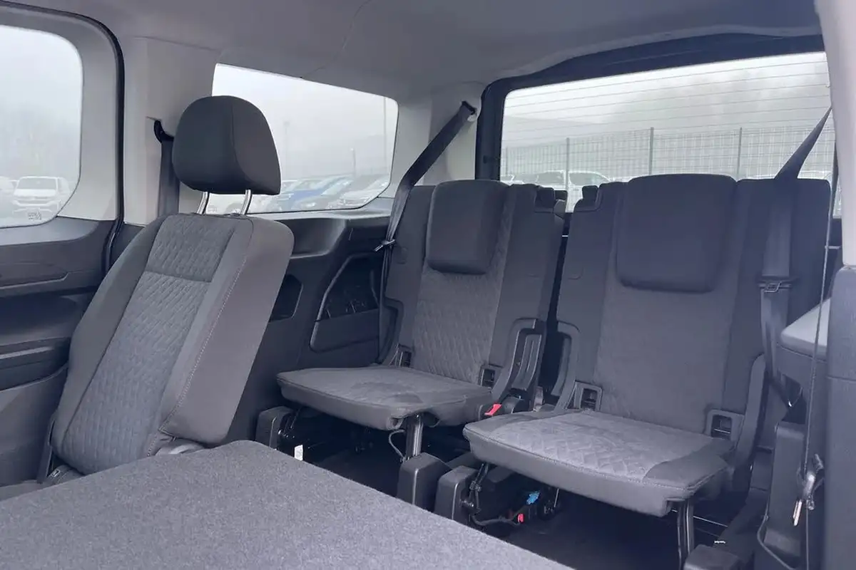 2025-volkswagen-caddy-20tdi-maxi-life-122ps-dsg-big-17