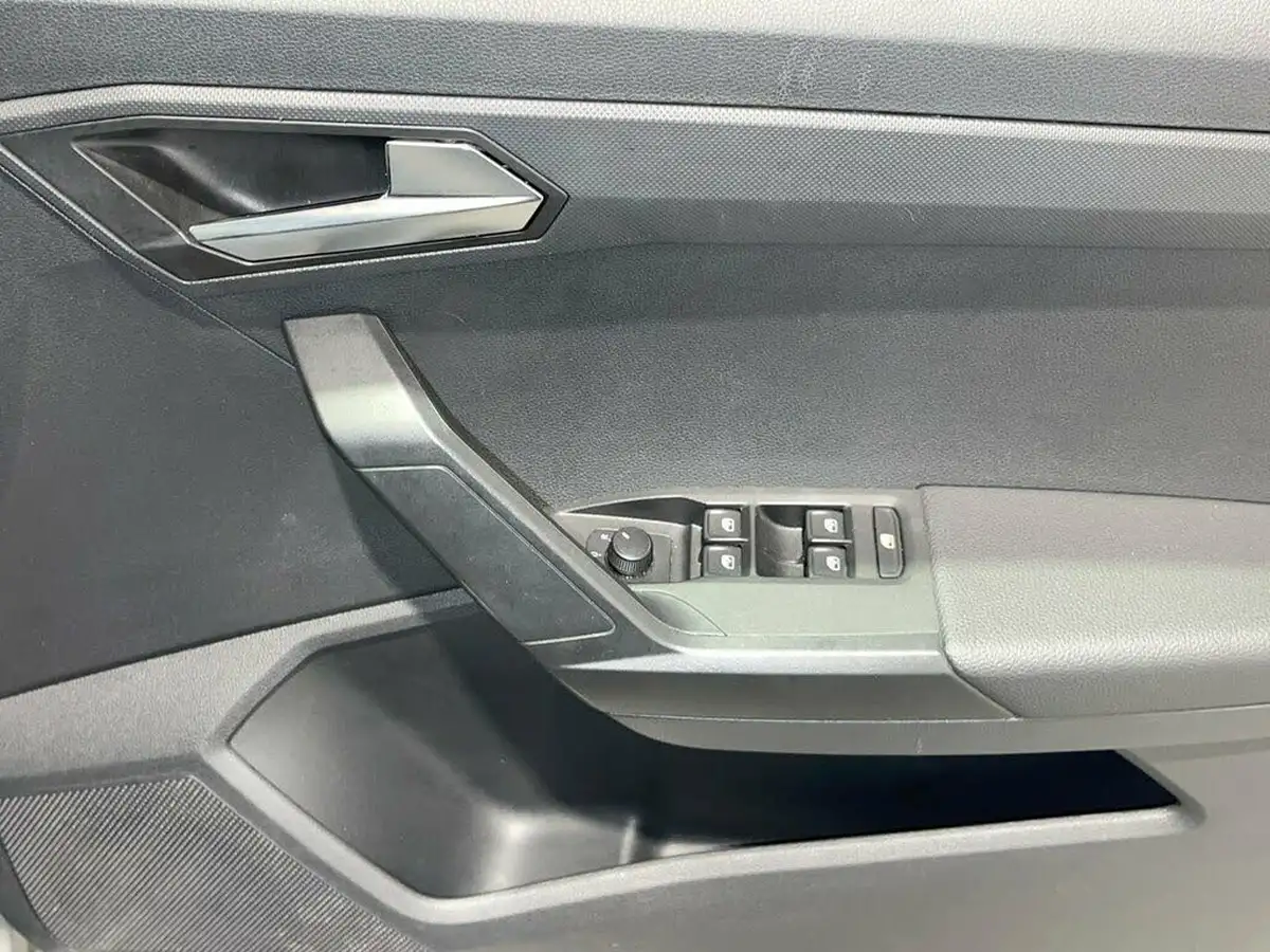 2023-seat-arona-10-tsi-evo-se-technology-big-6