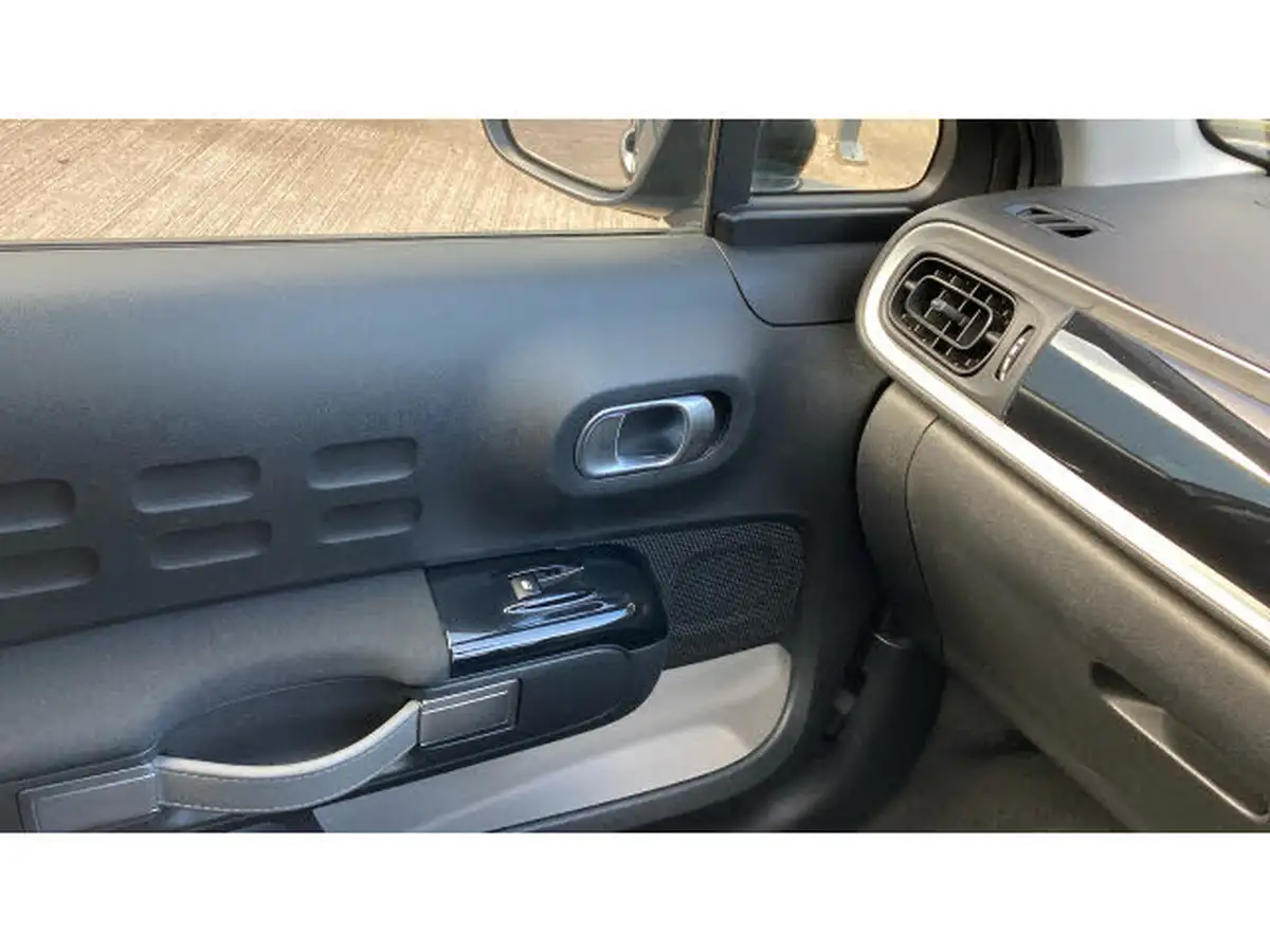 2018-citroen-c3-12-puretech-feel-82ps-big-23
