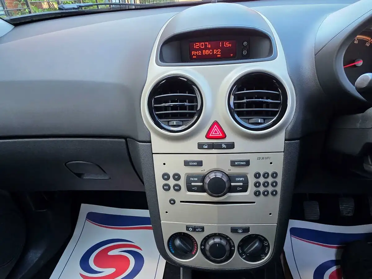 2009-vauxhall-corsa-12-active-ac-5d-big-23