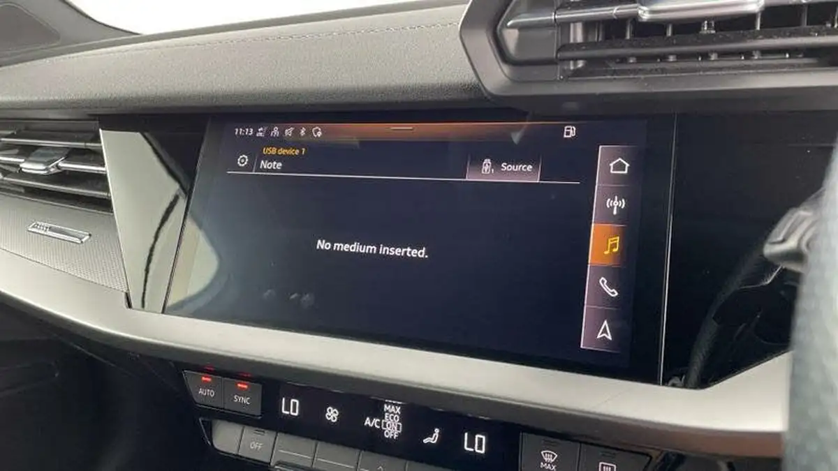 2021-audi-a3-14-40-tfsi-e-s-line-big-15