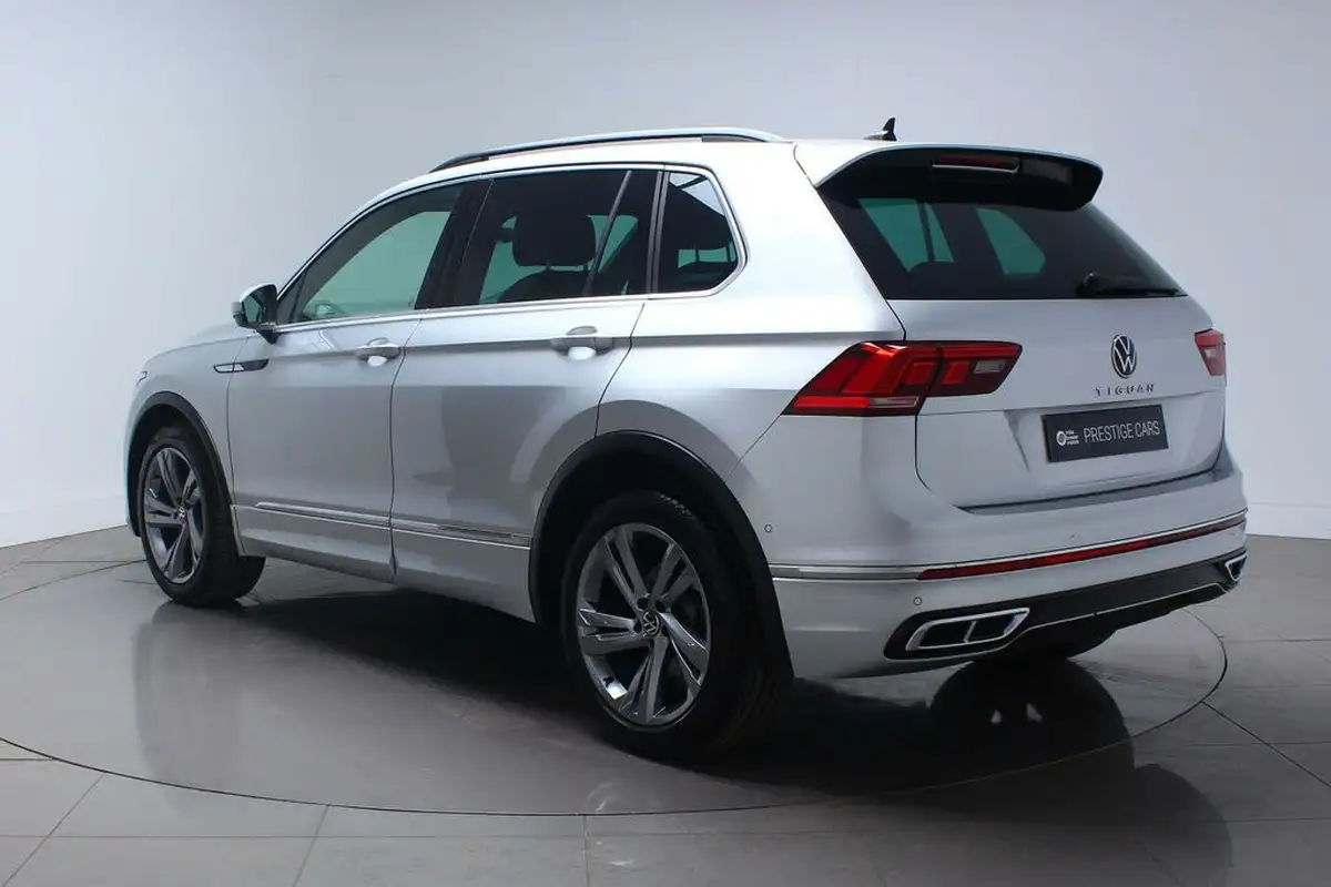 2024-volkswagen-tiguan-15-tsi-r-line-edition-big-7