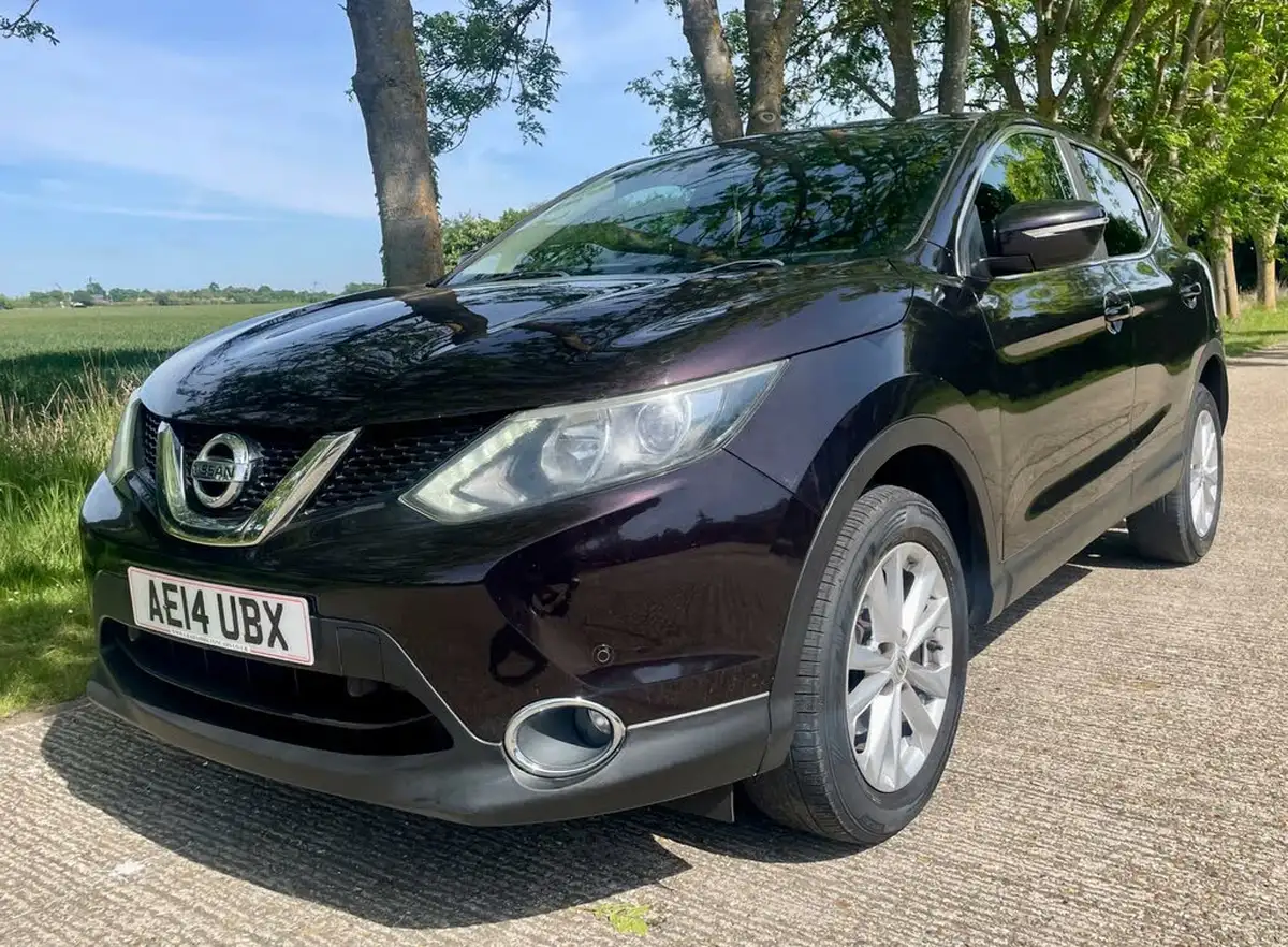 2014-nissan-qashqai-12-acenta-premium-big-12