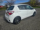 2019-toyota-yaris-15-vvt-i-icon-tech-98bhp-hybrid-1497cc-e-cvt-small-37