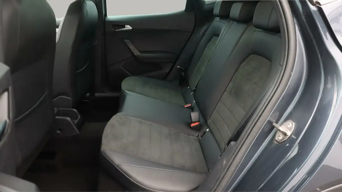 2022-seat-arona-10-tsi-fr-sport-big-16