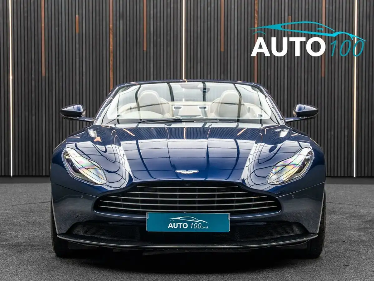 2018-aston-martin-db11-40-v8-big-12