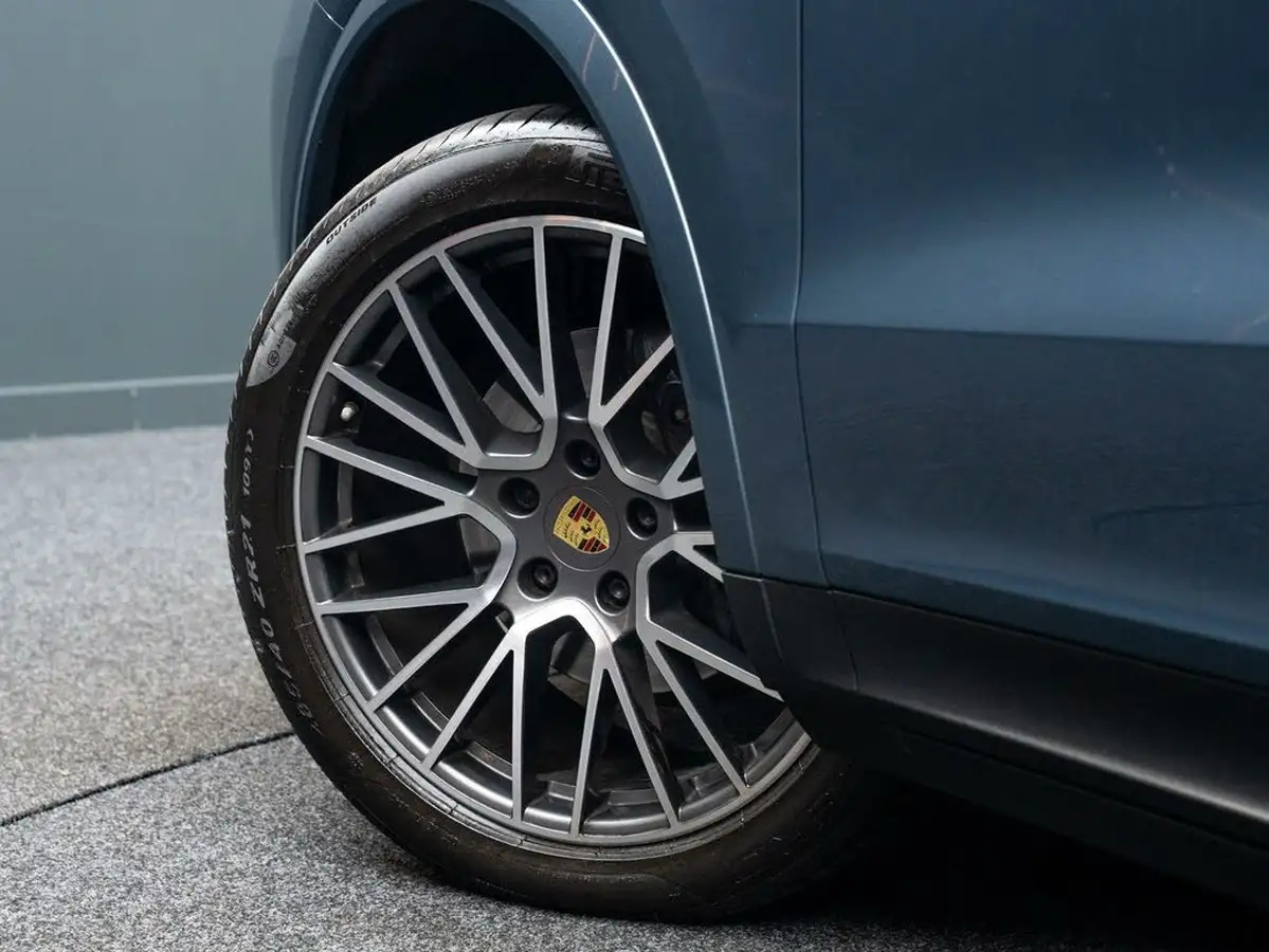 2020-porsche-cayenne-30-v6-station-wagon-big-10