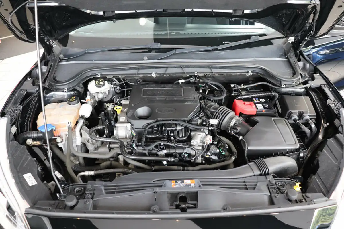 2019-ford-focus-10t-titanium-ss-hatchback-big-75