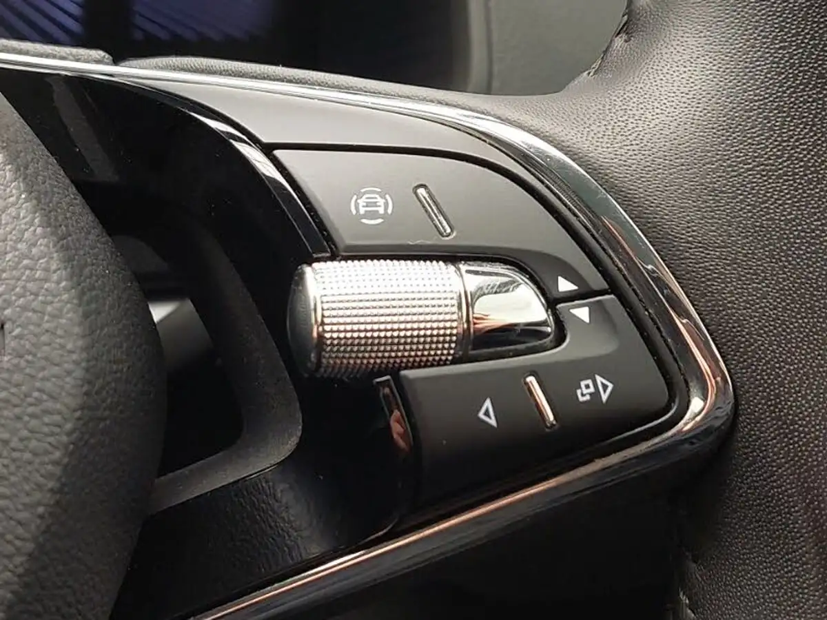 2023-skoda-karoq-15-tsi-se-drive-dsg-big-18
