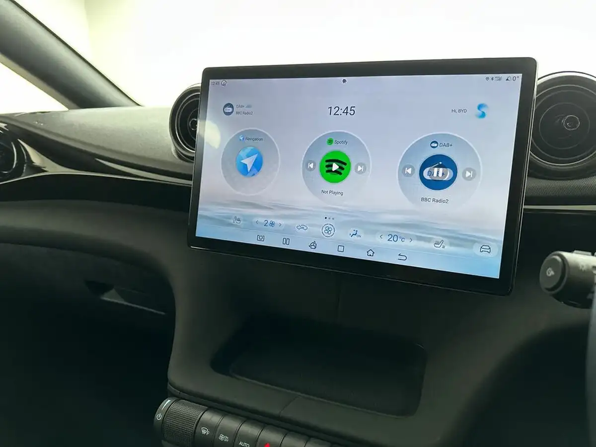 2024-byd-dolphin-e-design-big-18
