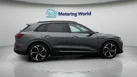 2022-audi-e-tron-50e-black-edition-station-wagon-small-8