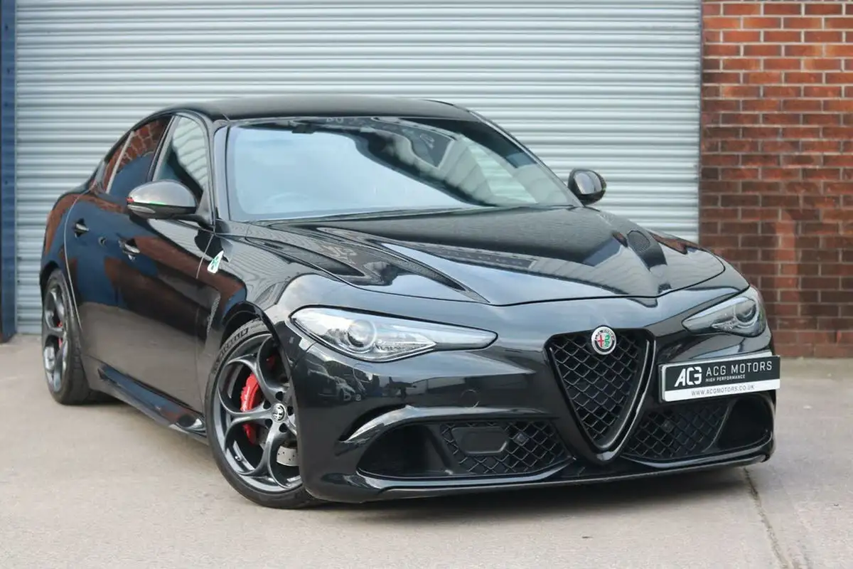 2020-alfa-romeo-giulia-29-biturbo-quadrifoglio-big-0