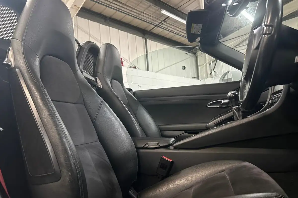 2014-porsche-boxster-27-big-16