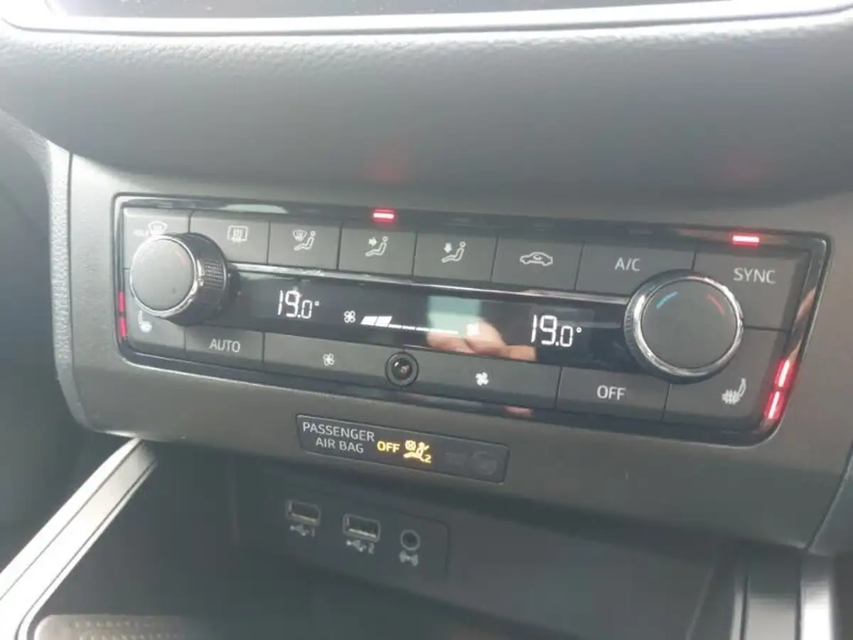 2019-seat-arona-10-tsi-fr-sport-big-15