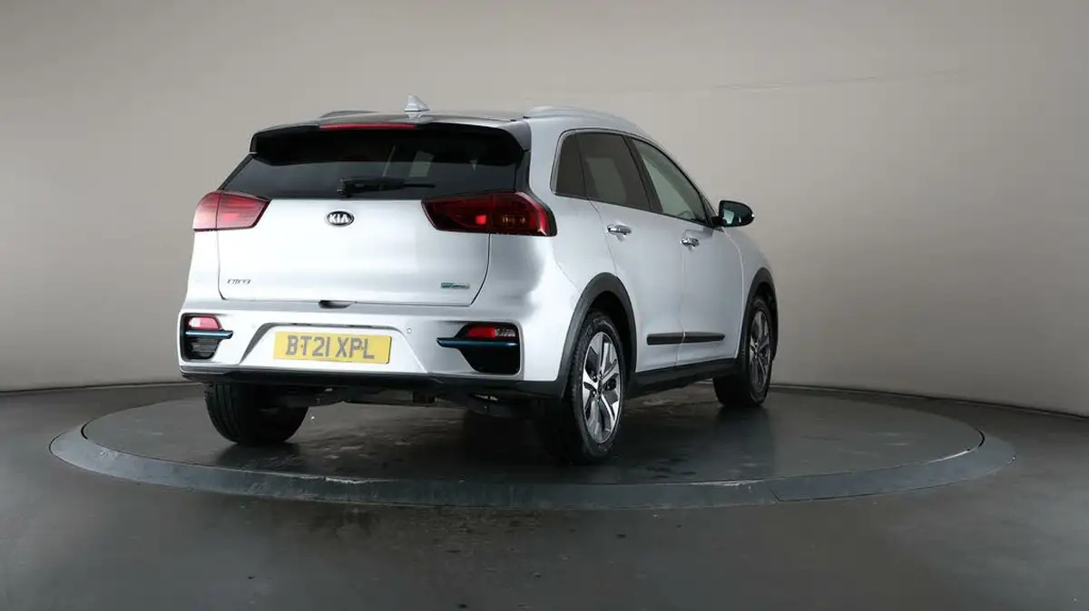 2021-kia-e-niro-ev-4-big-71