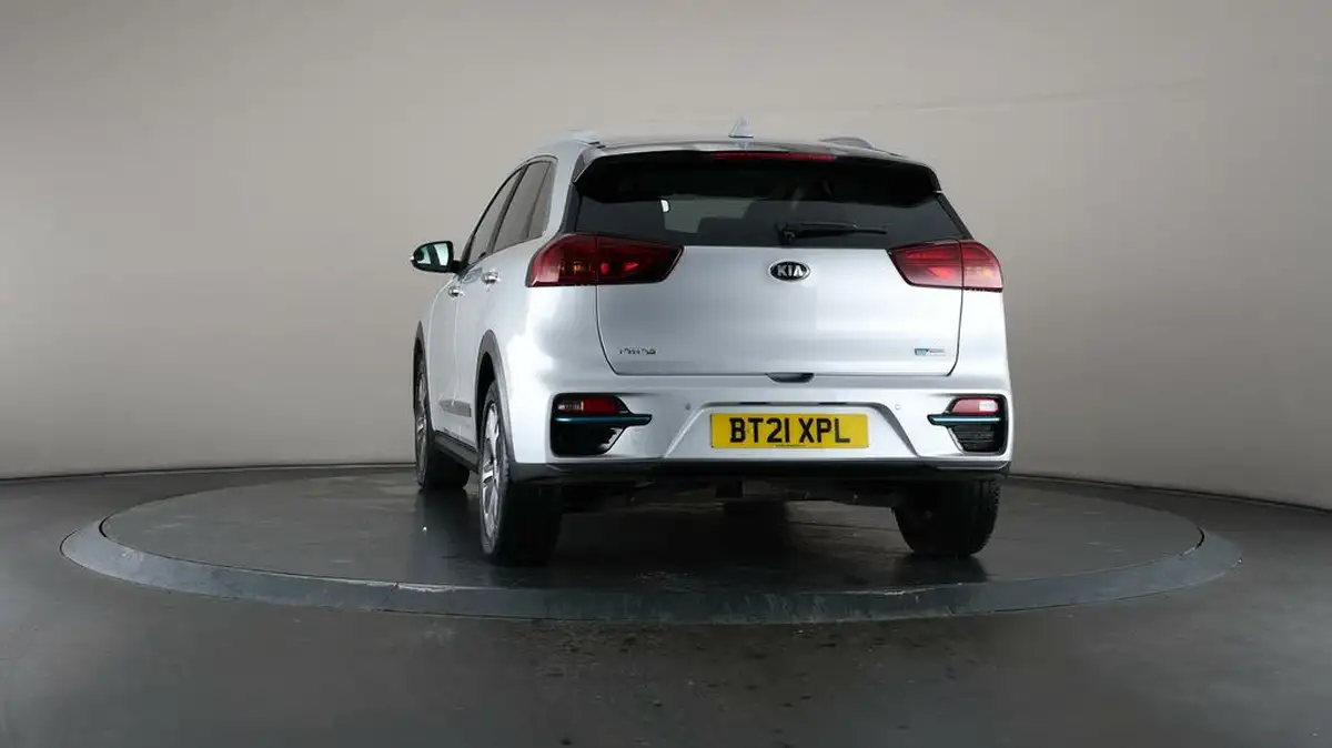 2021-kia-e-niro-ev-4-big-47