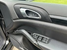 2016-porsche-cayenne-30td-small-29