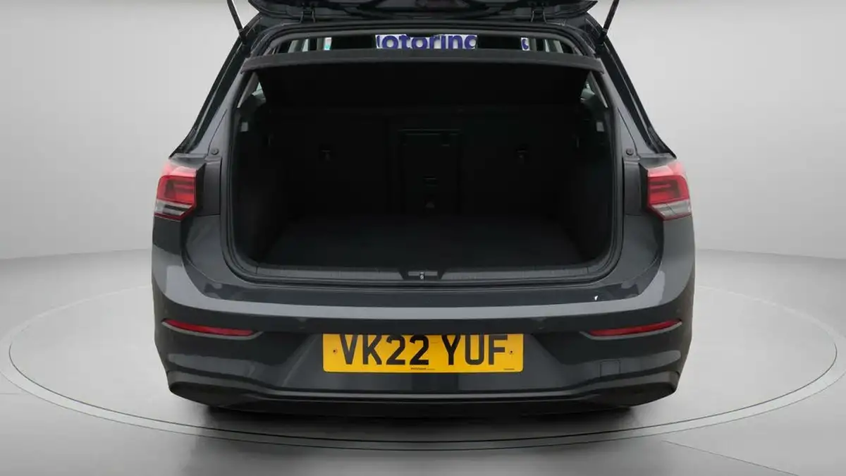 2022-volkswagen-golf-15-tsi-life-150ps-hatchback-big-17
