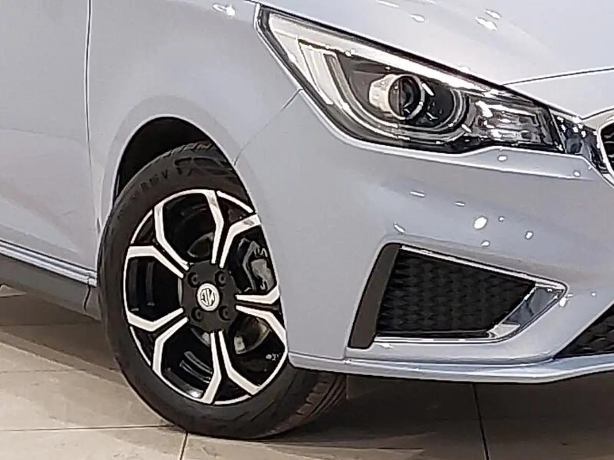 2023-mg-mg3-15-vti-tech-exclusive-nav-big-8