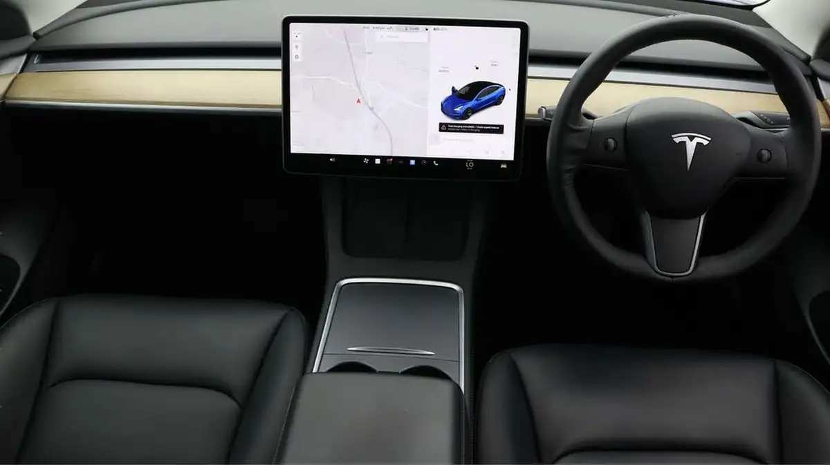 2021-tesla-model-3-e-long-range-awd-big-12