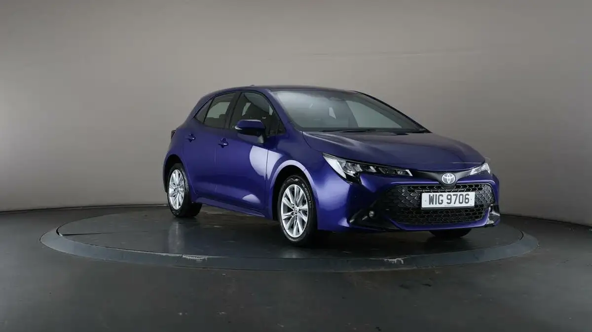 2023-toyota-corolla-18-vvt-i-icon-138bhp-hatchback-5d-big-53