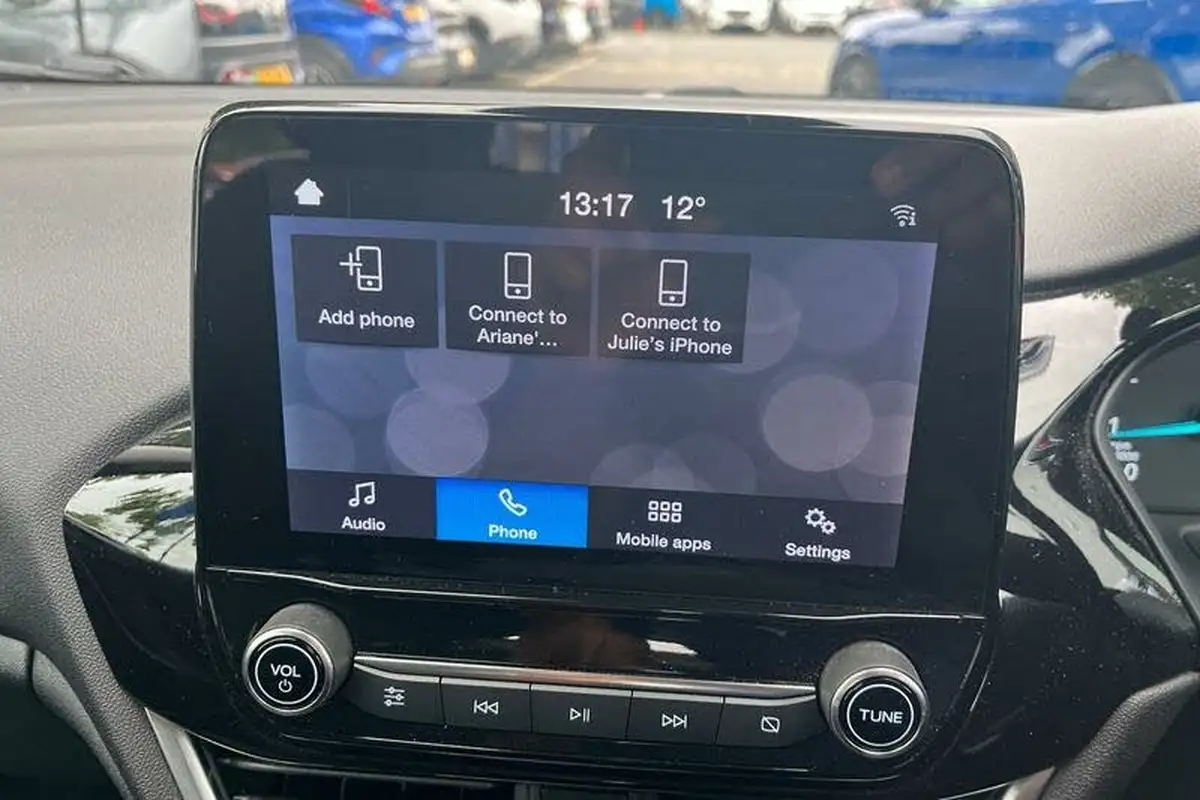 2022-ford-fiesta-10t-trend-100ps-5d-big-28