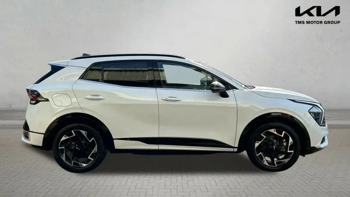 2024-kia-sportage-16-t-gdi-gt-line-241bhp-awd-phev-auto-big-3