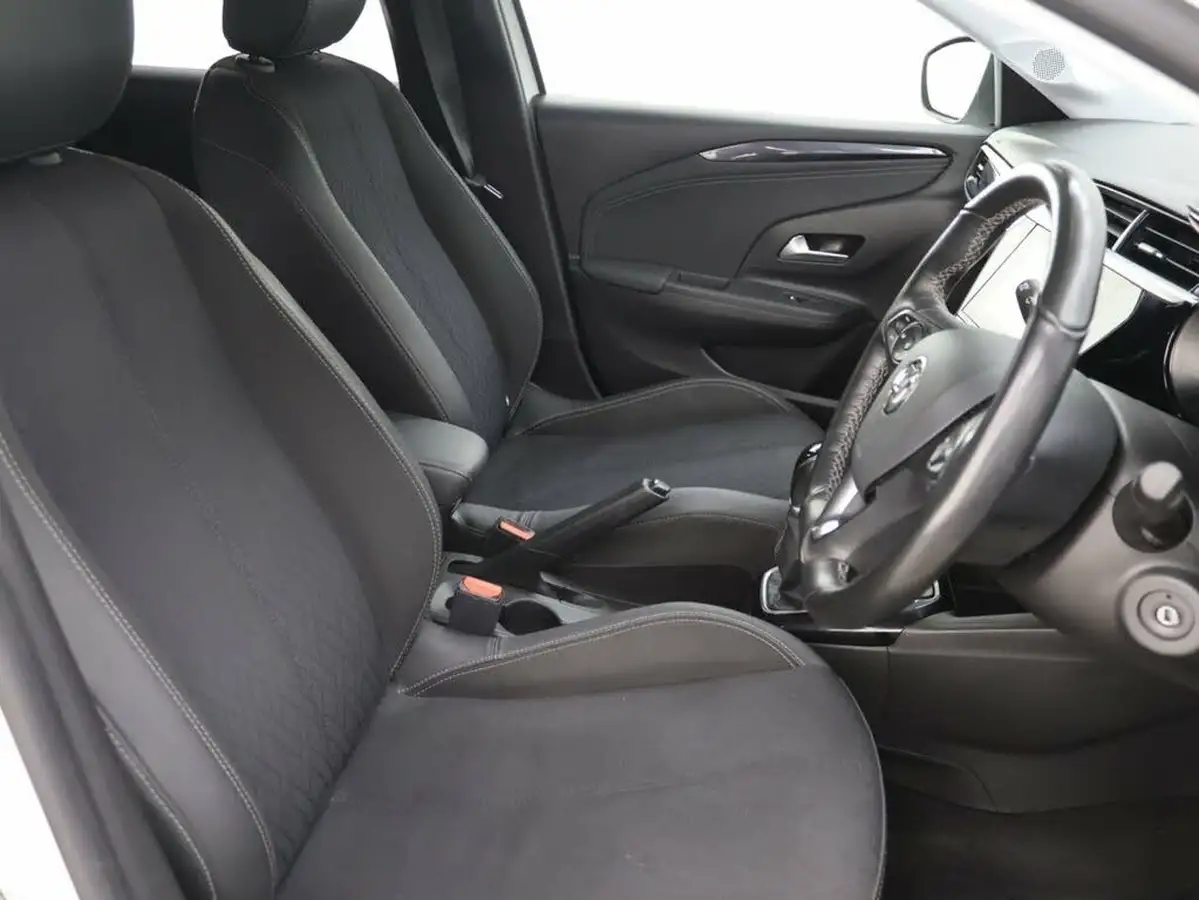 2022-vauxhall-corsa-12i-elite-edition-big-11