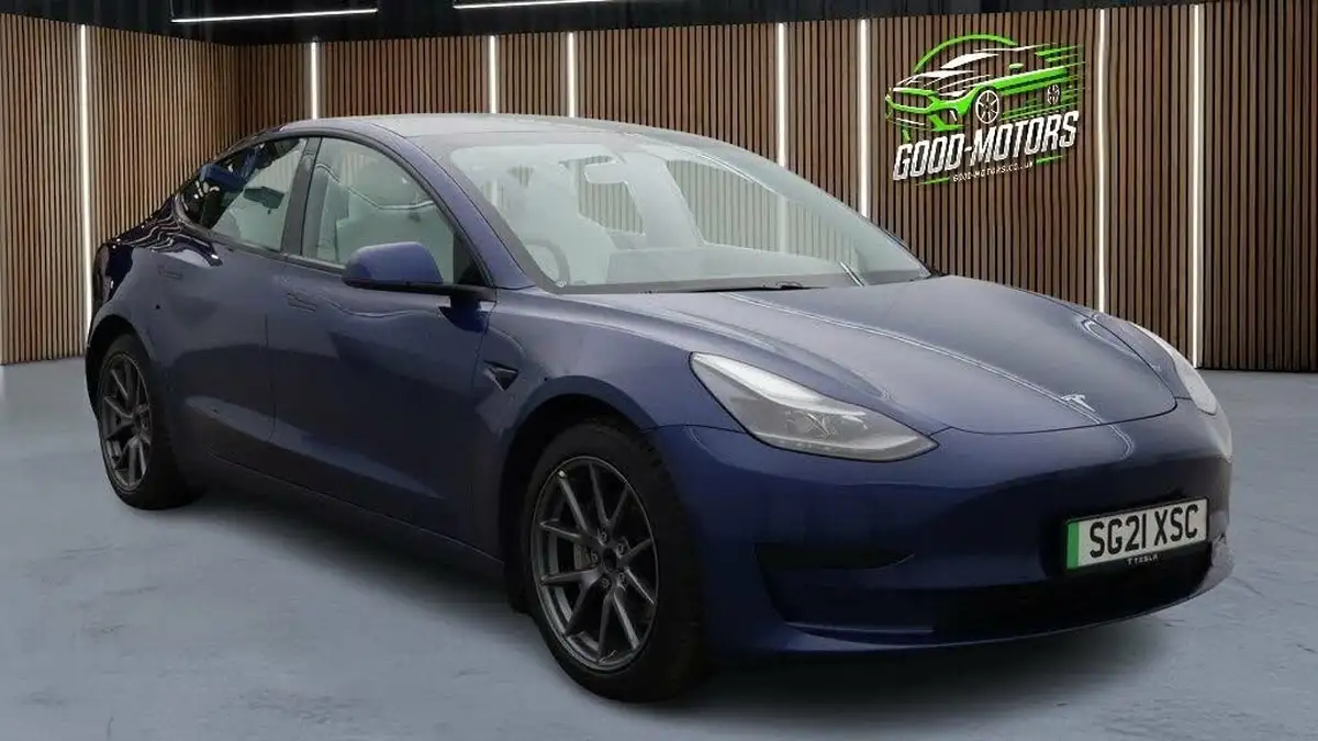 2021-tesla-model-3-e-standard-plus-big-2