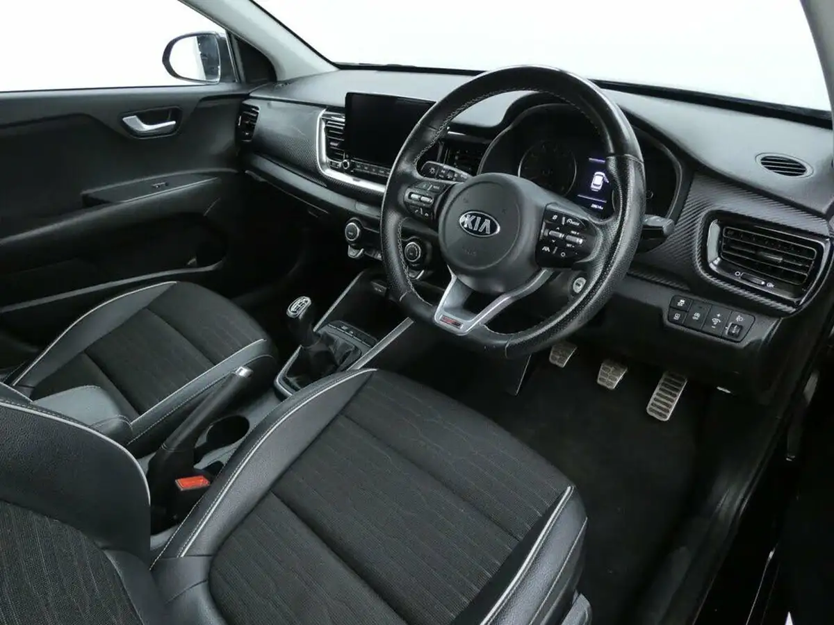 2021-kia-stonic-10-t-gdi-gt-line-big-9