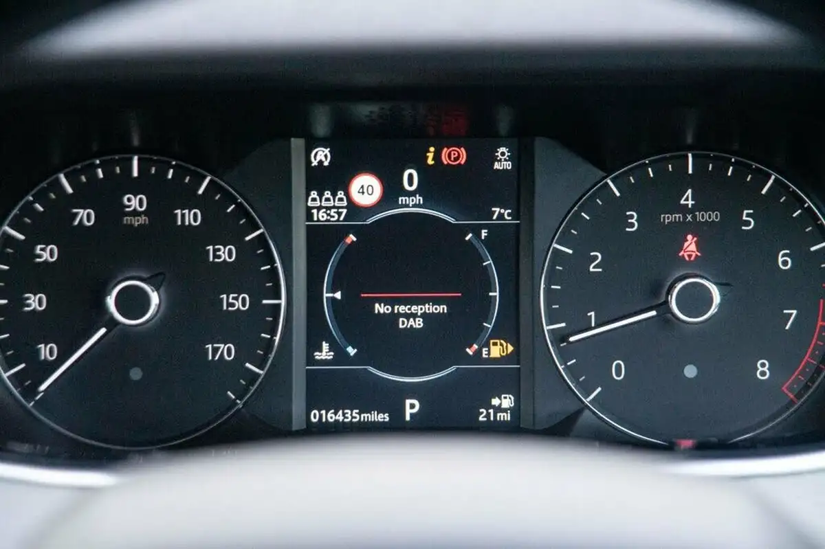 2019-land-rover-range-rover-evoque-20-p250-s-big-13