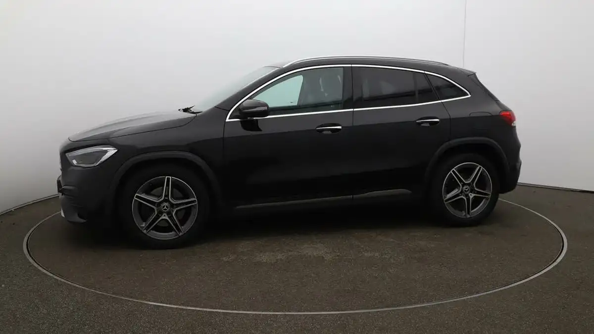 2022-mercedes-benz-gla-class-13-gla-180-amg-line-premium-plus-big-67